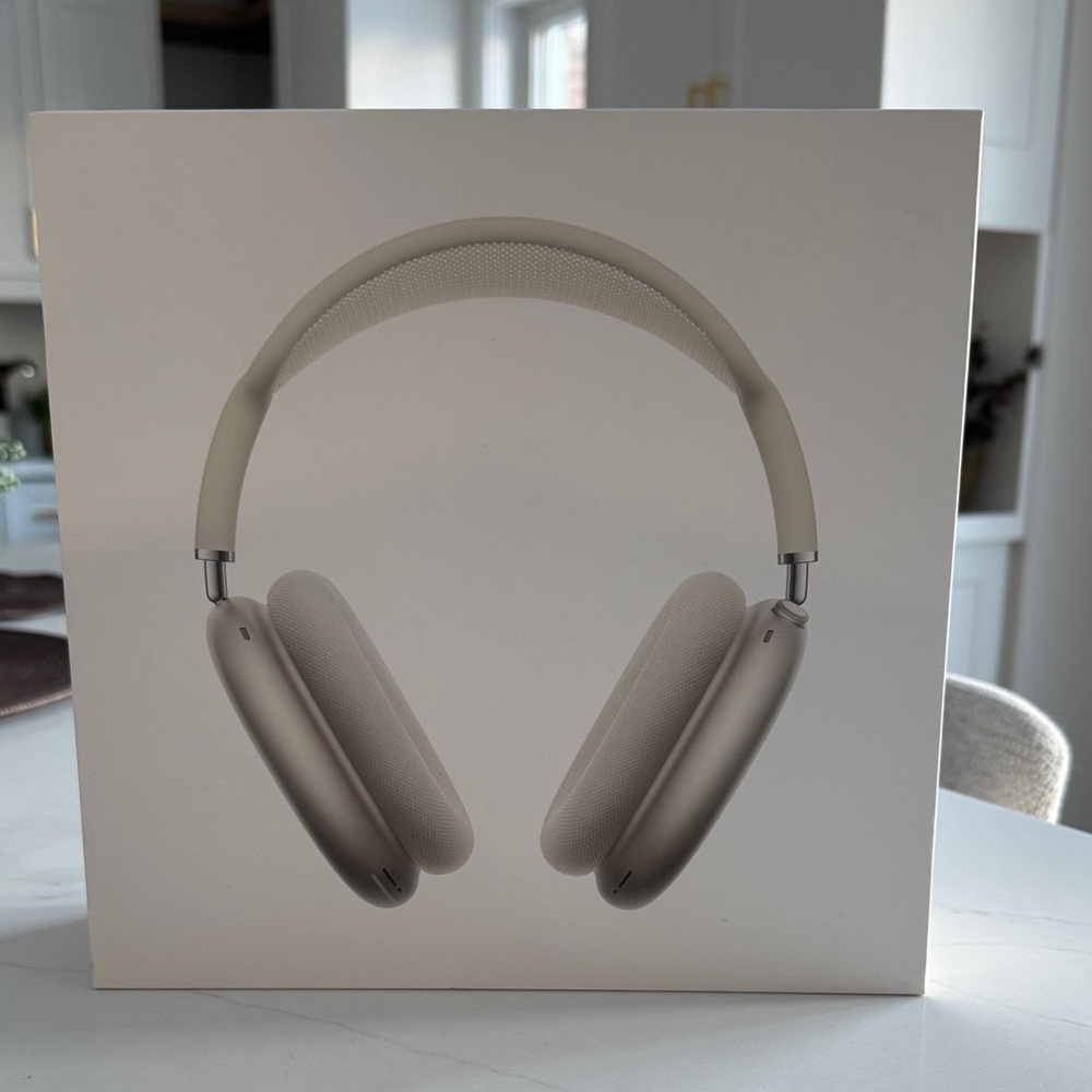 Apple AirPods Max Headphones